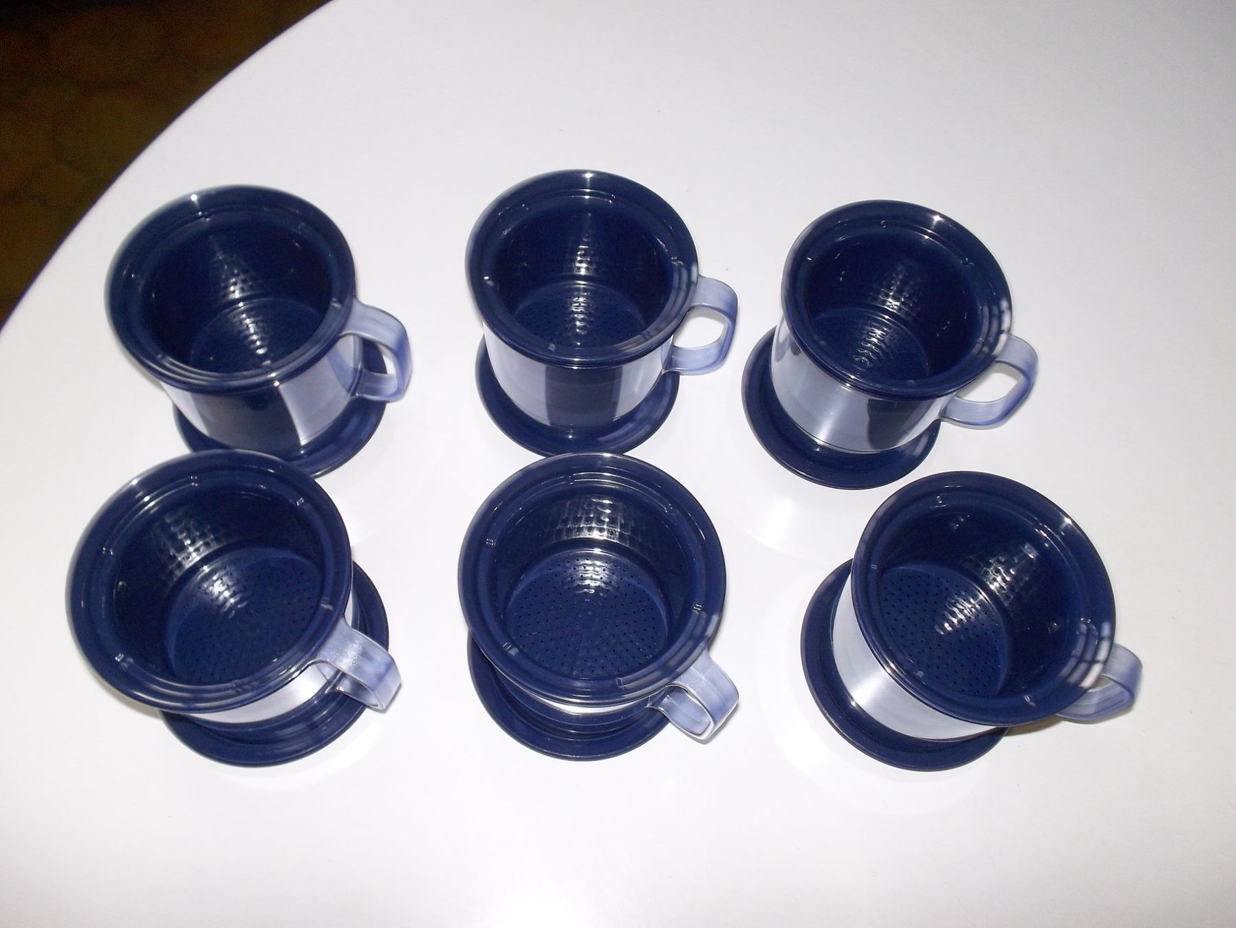 Tupperware Tassen: 6 Tupperware Tee Tassen mit Deckel – Gebraucht aus Kaltbrunn von Cindy99 2