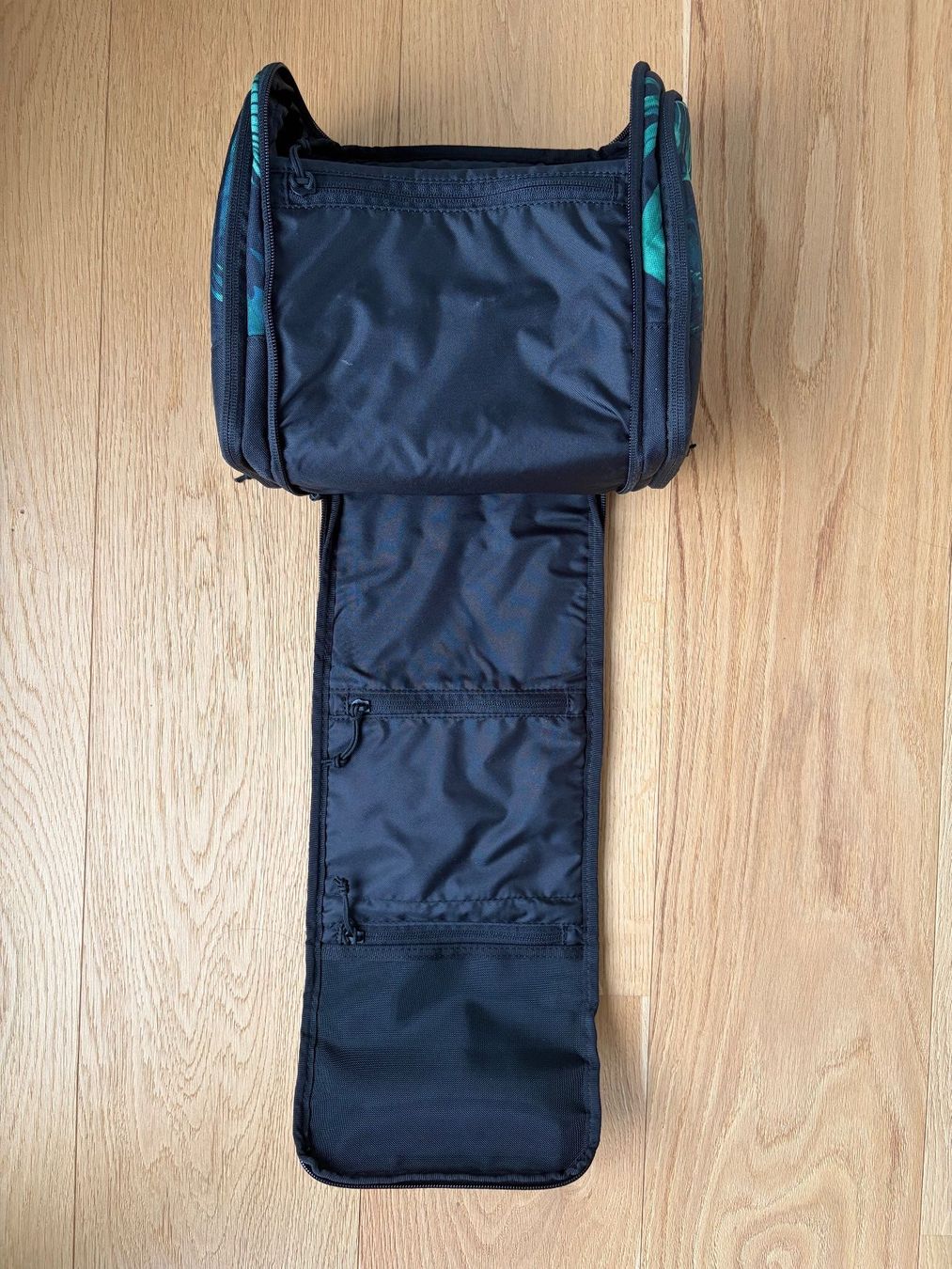 Dakine Custodie per cosmetici: DAKINE - Daybreak Large Travel Kit – Nuovo (secondo la descrizione) da Cham venduto da milaur 3