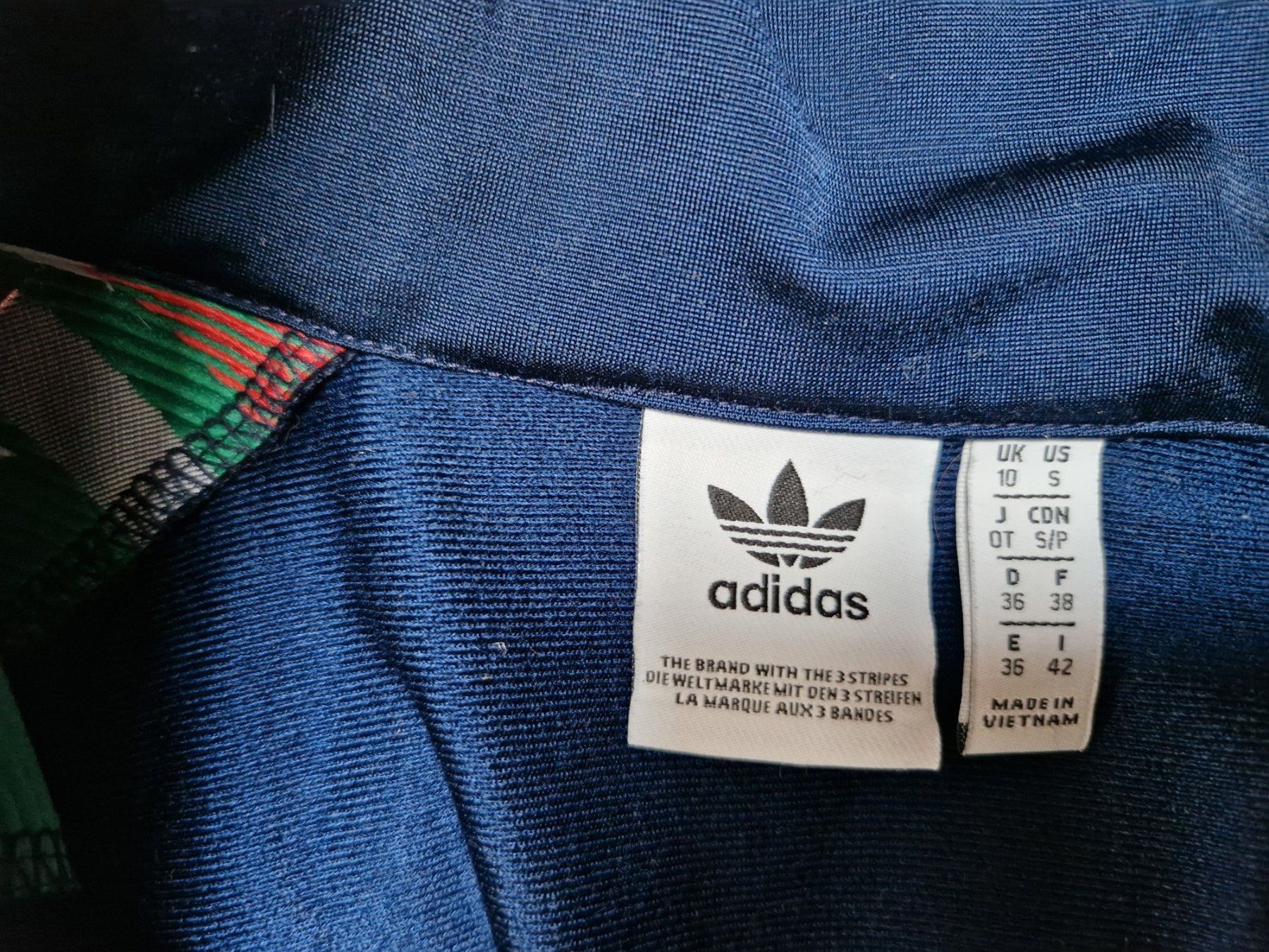 Adidas Jacken: Adidas Trainer – Gebraucht aus Biel-Benken BL von Ina92 2