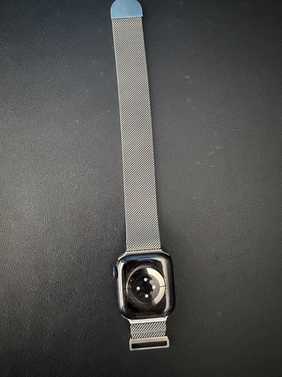 Apple Smartwatch: Apple Watch Series 8, Edelstahl, 41mm – Gebraucht aus Luzern von Garrix41 3