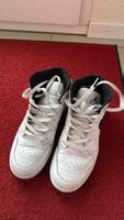 Nike Sneaker Weiss Leder Grösse 40