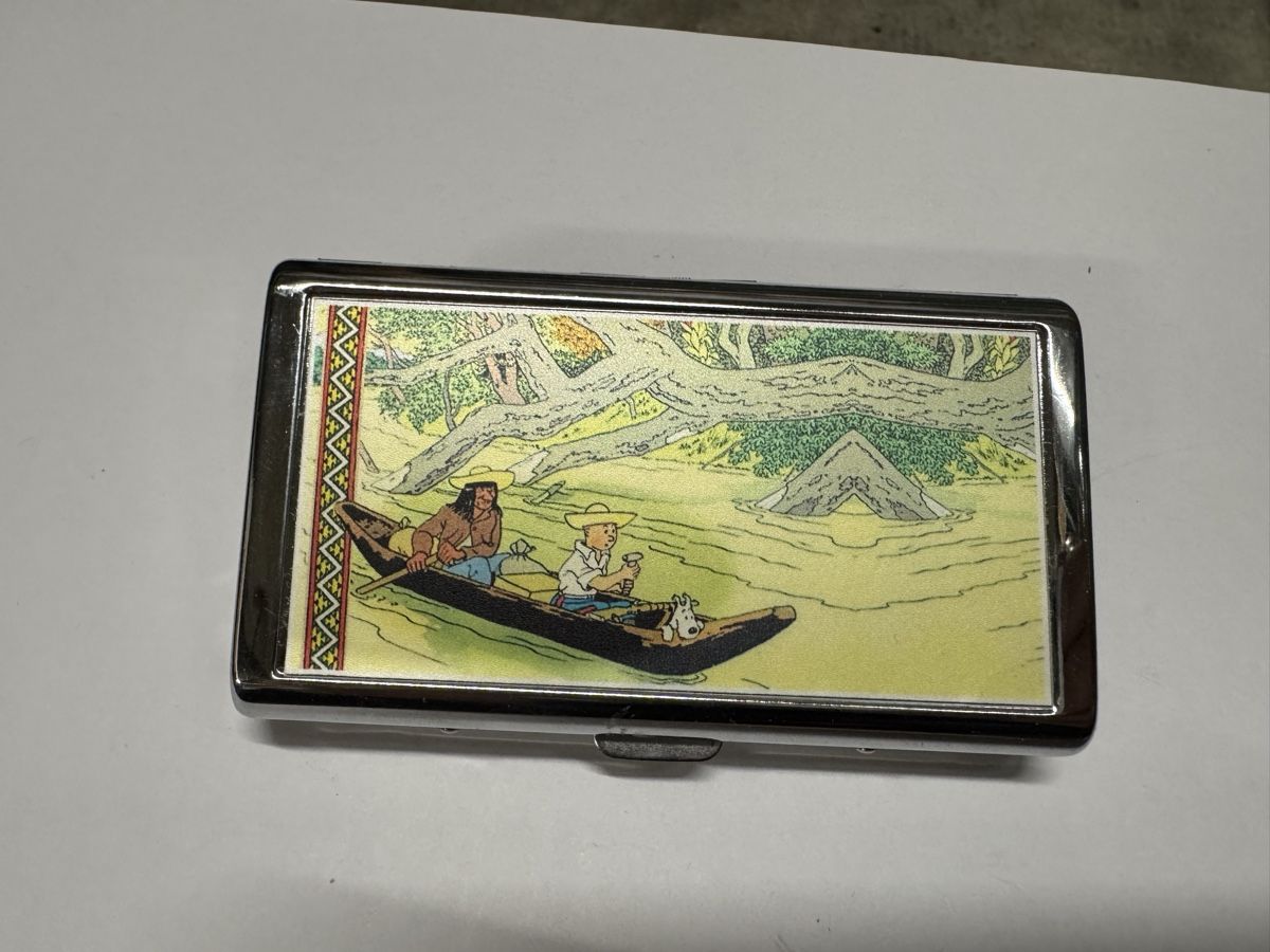 Fumetti: Etui à cigarettes Tintin Milou – Nuovo e nell'imballaggio originale da Lausanne venduto da Michel_Ozcan