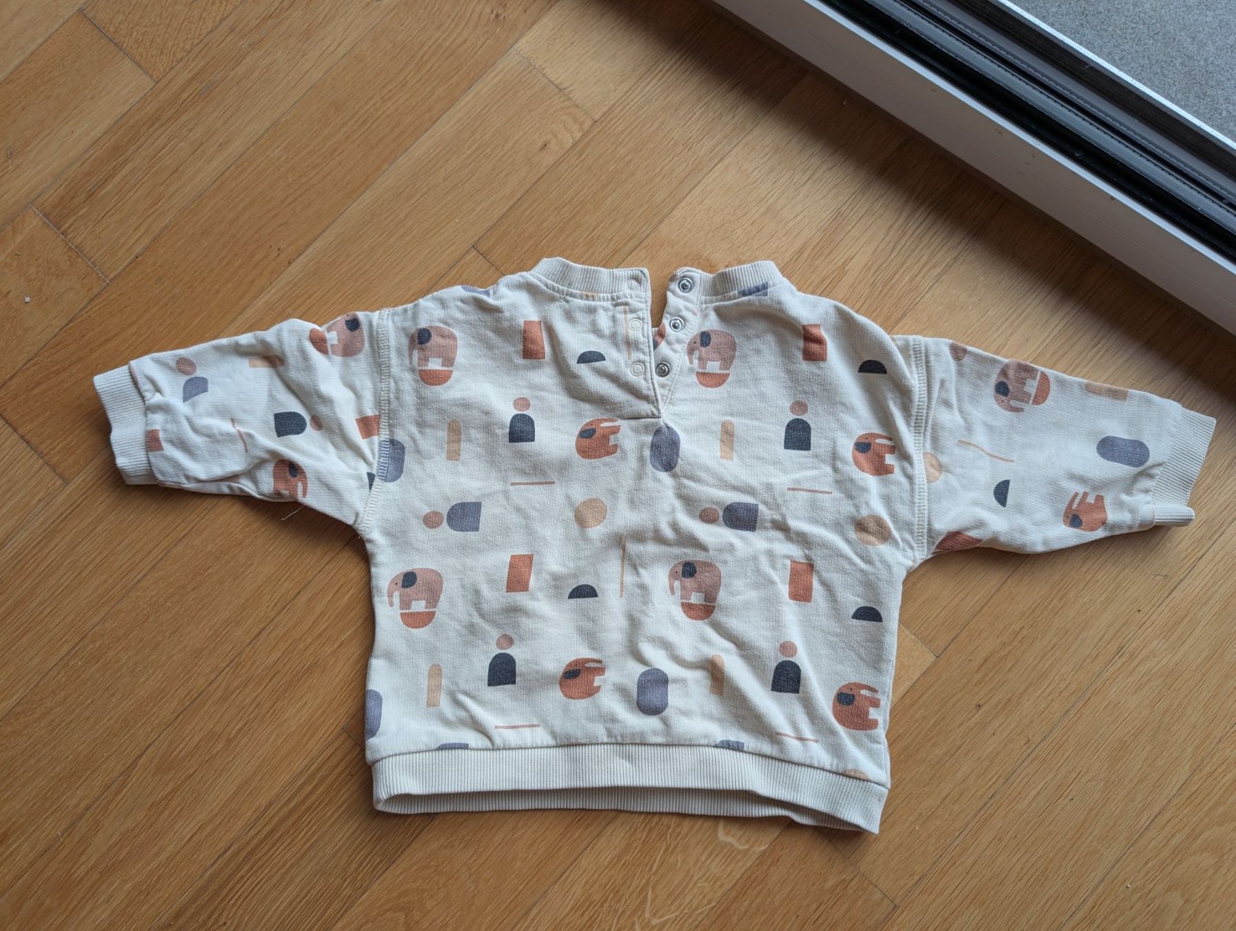 Babyanzüge: Elefanten Pulli und Hose, Gr 74 – Gebraucht aus Zug von sunshinestateofmind 1