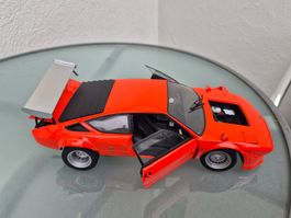 Lamborghini Urraco Rallye von Kyosho.1:18