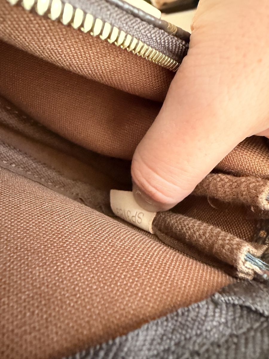 Louis Vuitton Sacs: Louis Vuitton kleine Multi Pochette Braun – Neuf (Voir description) à Zürich par charnie 2