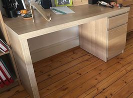 Bureau IKEA  MALM aspect Chêne