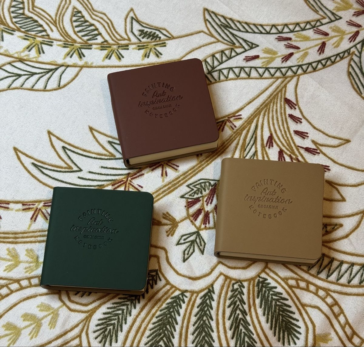 Schreibblöcke: Lot de 3 minis cahiers  – Neu und originalverpackt aus Châtel-St-Denis von Montclair_Swiss 3