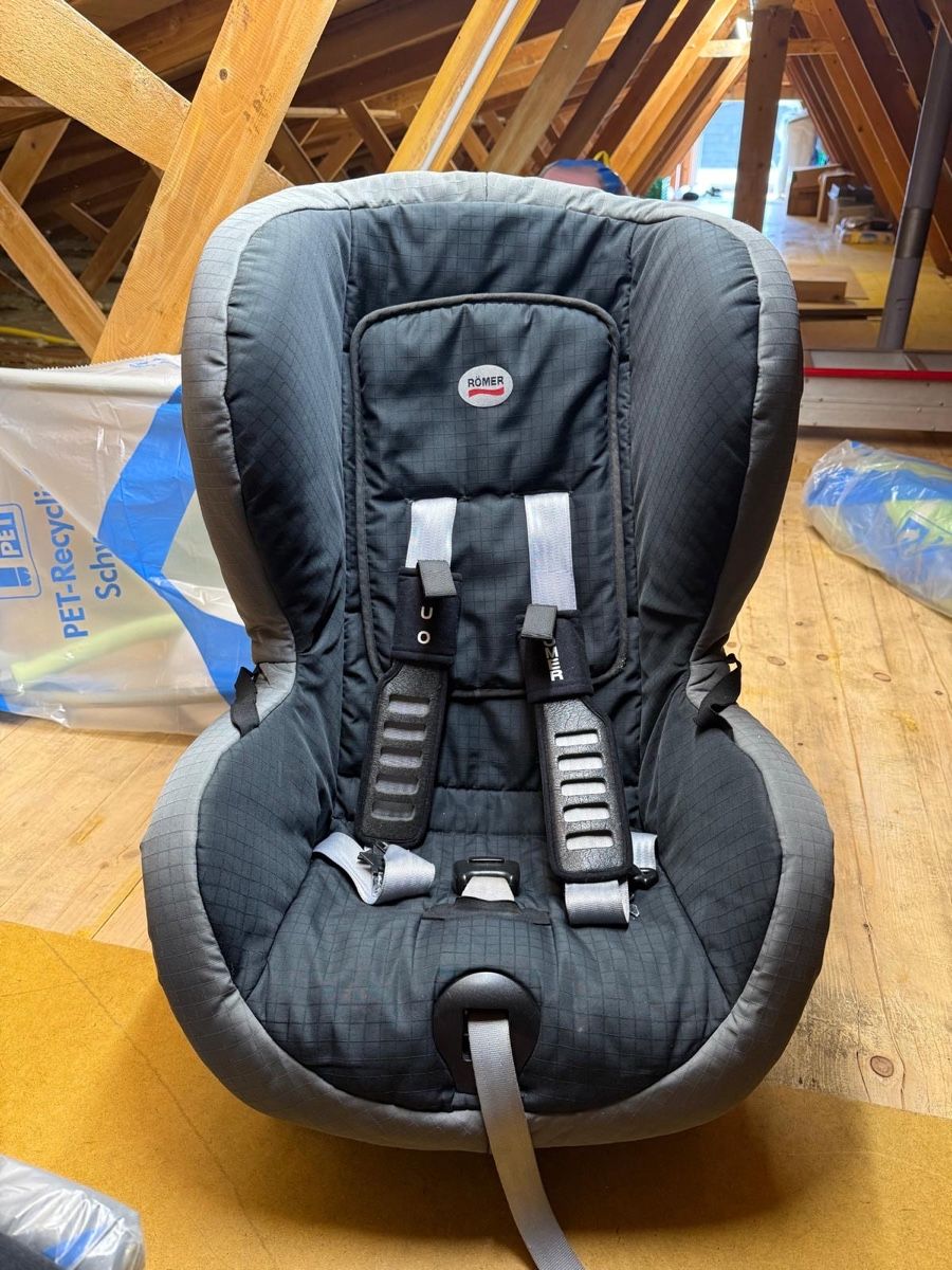 Auto-Kindersitze: Kinderautositz – Gebraucht aus Romanshorn von Senada74 1