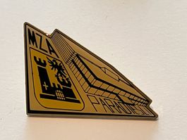 1 Pin MZA Paradiesli