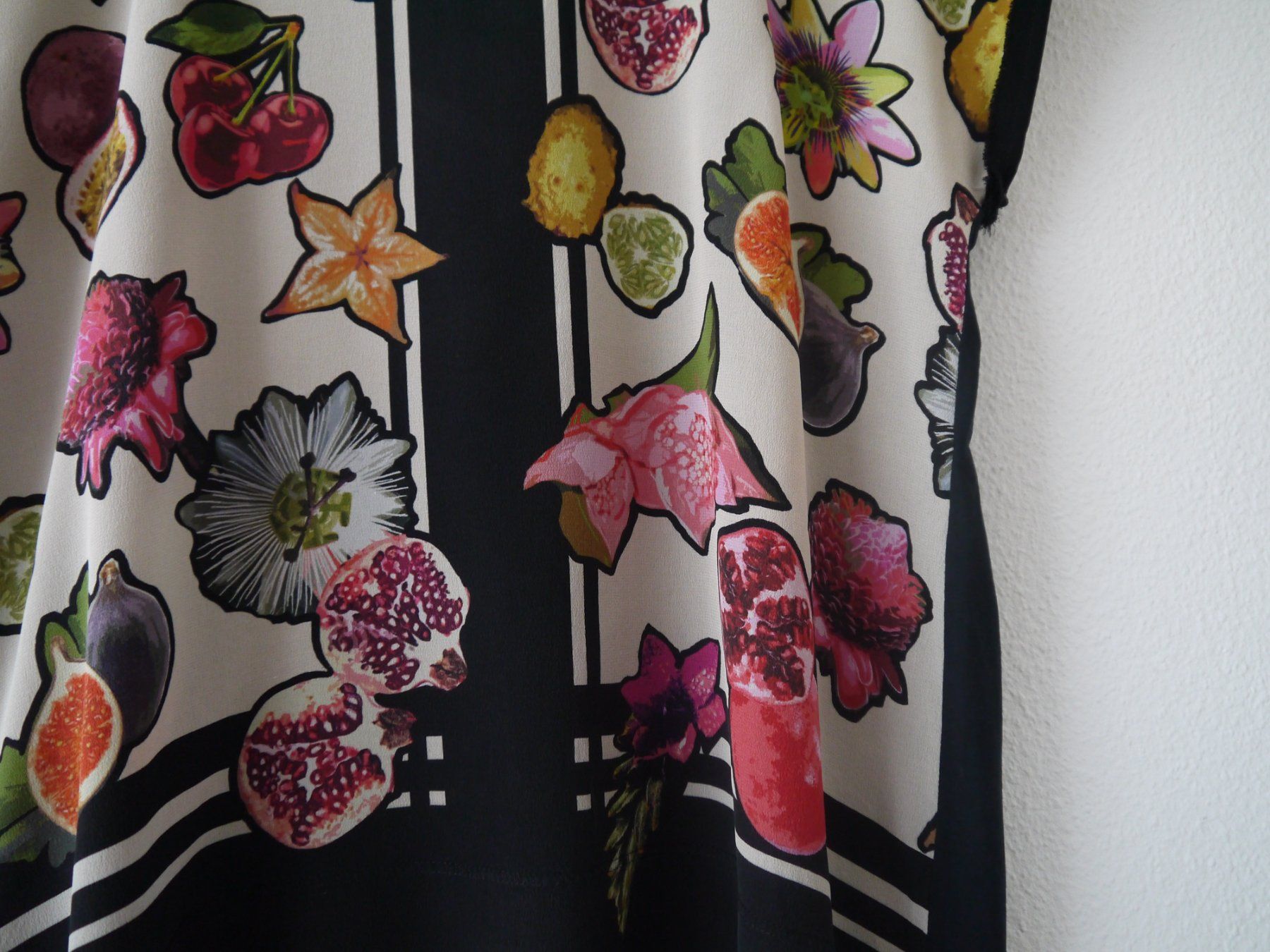 Marc Cain Blusen: Marc Cain Bluse aus Seiden – Gebraucht aus Hagendorn von Blaf 3