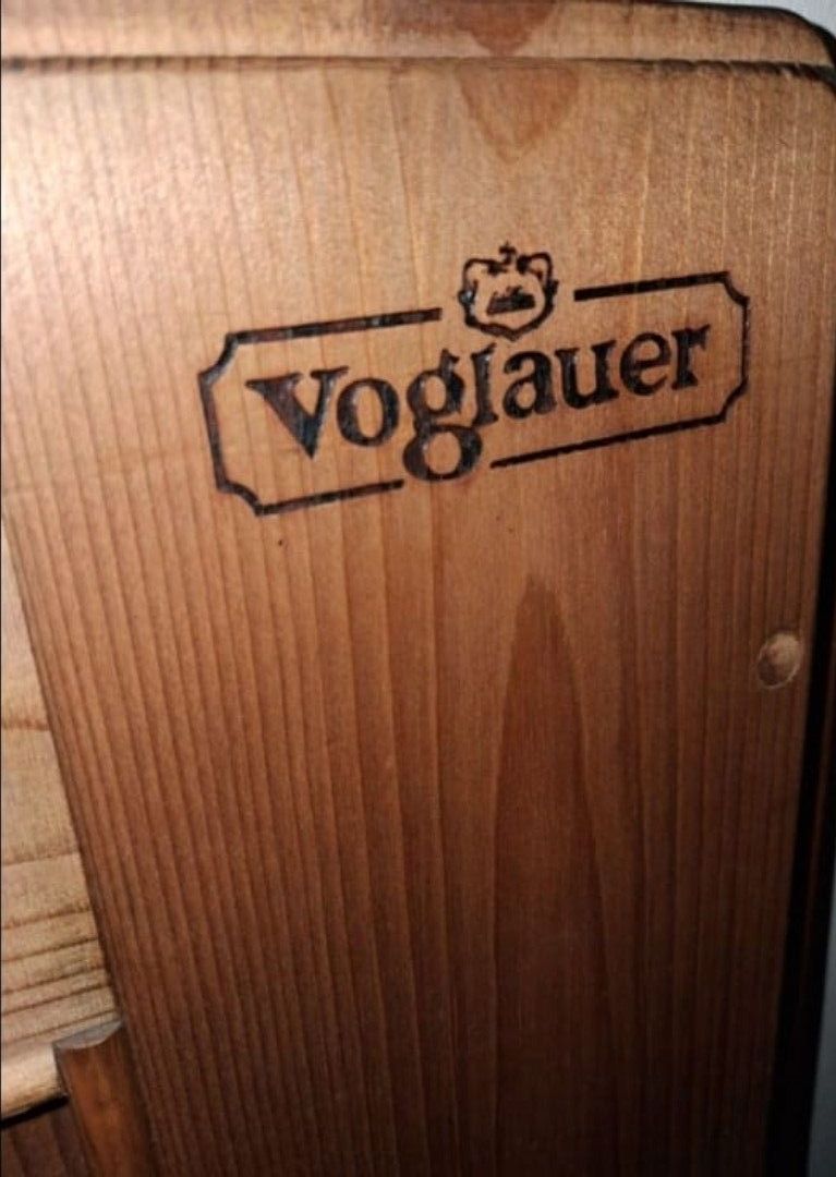 Voglauer Armadi: Voglauer Kleiderschrank Holz – Usato da Neuhausen am Rheinfall venduto da Shine7878 1
