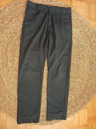 Schwarze Hose von Carhartt