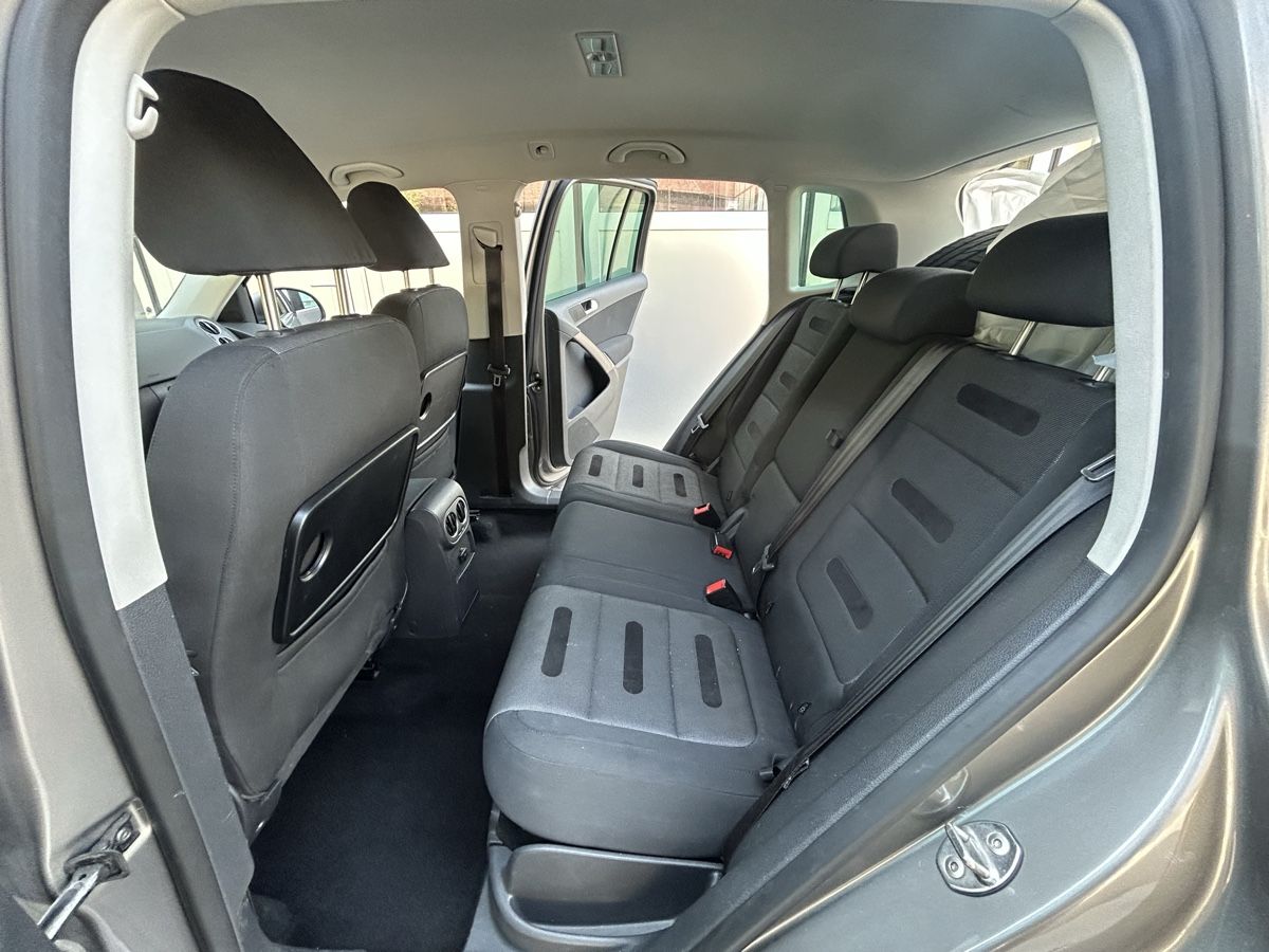 VW Automobili: VW Tiguan 2.0 TSI DSG 4Motion – Difettoso da Sargans venduto da automobilen 8