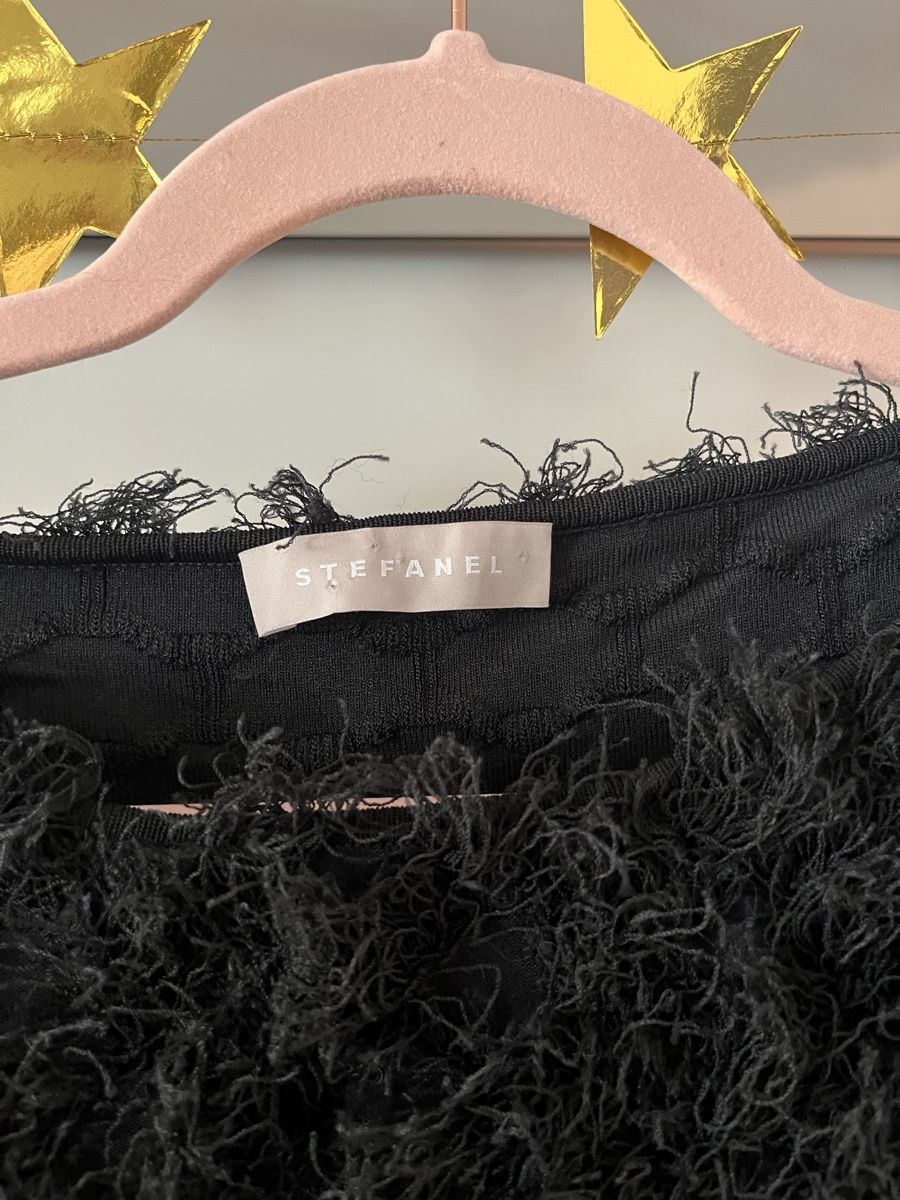Stefanel Maglioni & Felpe: Stefanel Pullover schwarz mit Fransen Grösse M neuwertig – Usato da Zürich venduto da Closetbesties 1