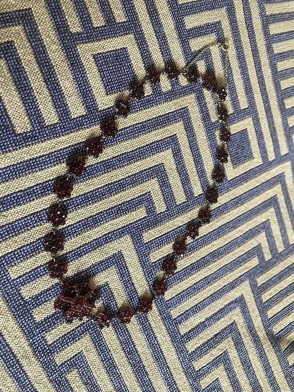 Ketten: Antike Granat Collier / Kette – Gebraucht aus Basel von Luc_wq7k