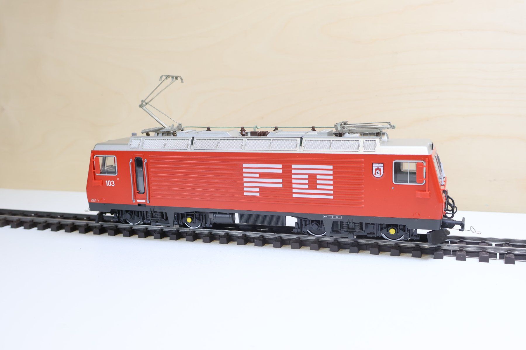 Fama Modellini di ferrovie: FAMA Alpenbahn FO Zahnrad E-Lok - 0m – Usato da Winterthur venduto da Monstera 7