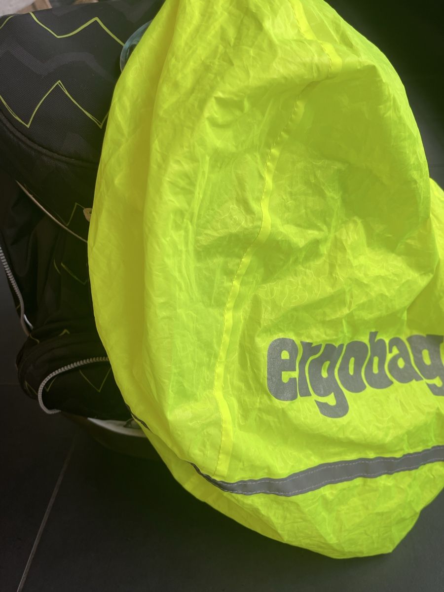 Ergobag Kindertaschen: Ergobag Schulrucksackset mit Turnrucksack ohne regenschutz – Gebraucht aus Feldbrunnen von cleo09 8