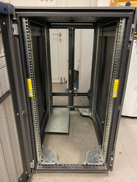 HP Server Rack 22HE | Kaufen auf Ricardo