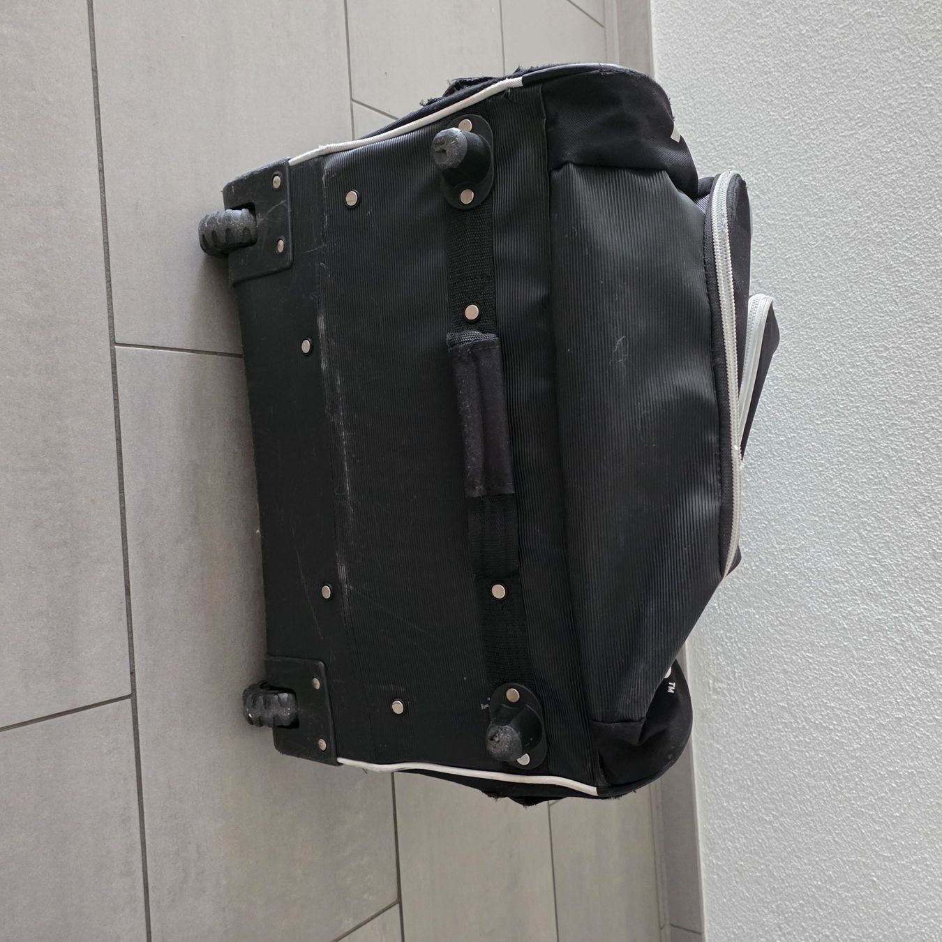 Borse & Zaini: Hockeytasche Tower Grit – Usato da Luzern venduto da Cado12 5