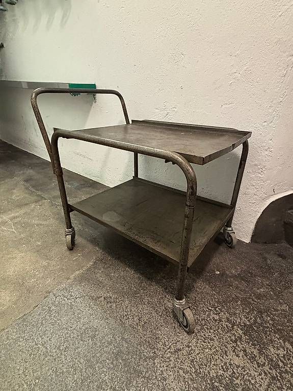 Mobili & Arredamento: Design-Klassiker Industrie-Wägeli – Usato da Zürich venduto da prm_1970