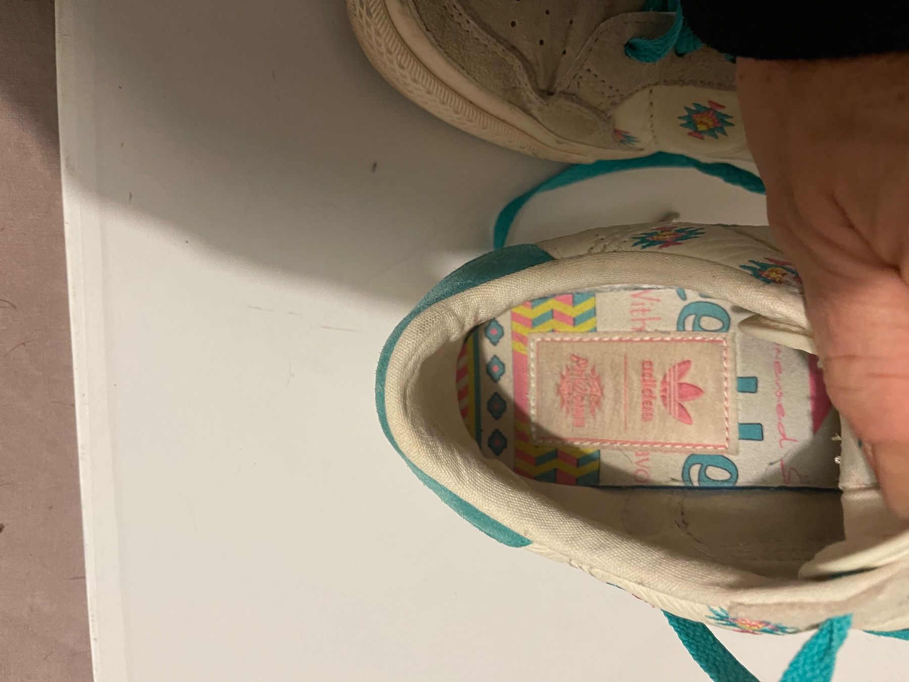 Damenschuhe: Adidas AriZona. Leder – Gebraucht aus Hinterkappelen von simona67 4