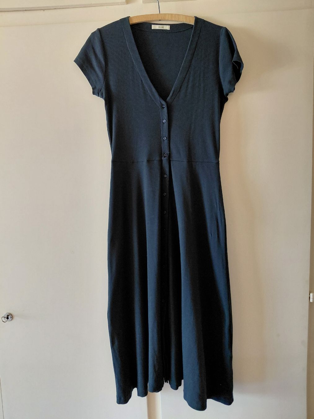 Vestiti: robe Nea Sessun – Usato da conthey venduto da Sarahaude1