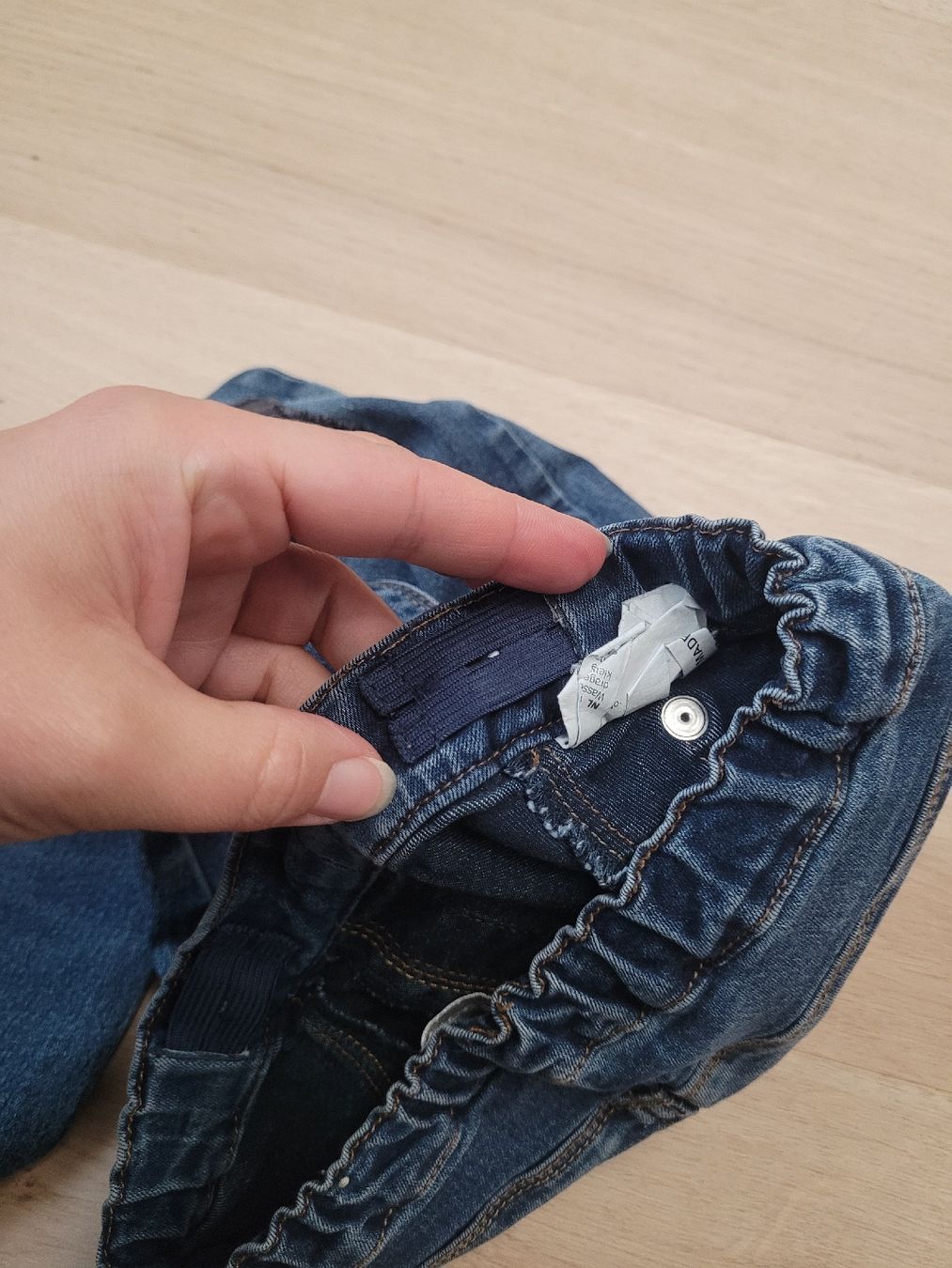 Pantaloni: Hose Charles Vögele Gr. 104 – Usato da Lupsingen venduto da sta_wgg5 7