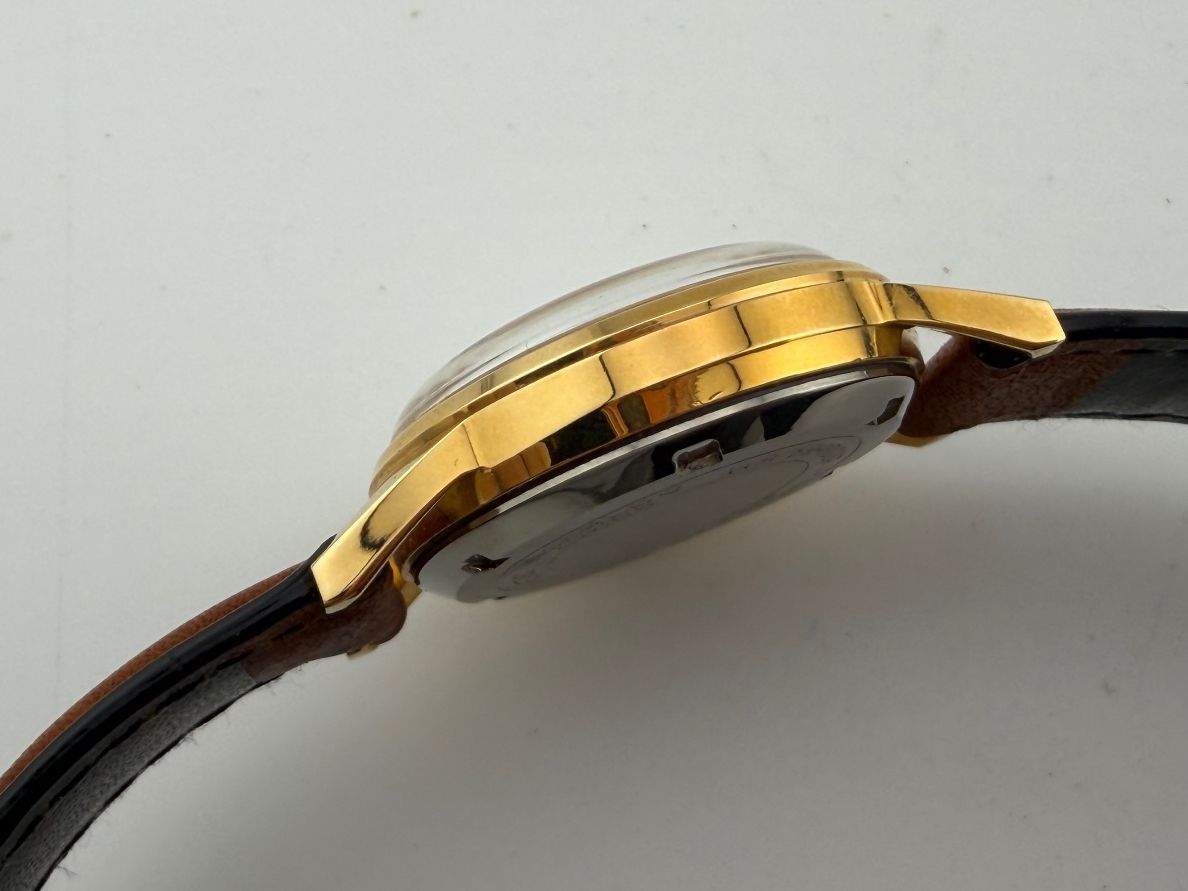 Orologi: Vintage MARKHAM Handaufzug läuft – Usato da Biel/Bienne venduto da MrP_WatchesBiel 1