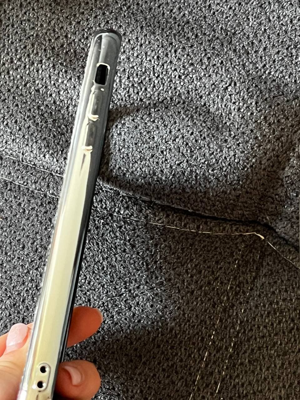 Sonstiges zum Basteln & Handarbeiten: Hülle Iphone 11 Pro Max – Neu und originalverpackt aus Riehen von edu_92w7 1
