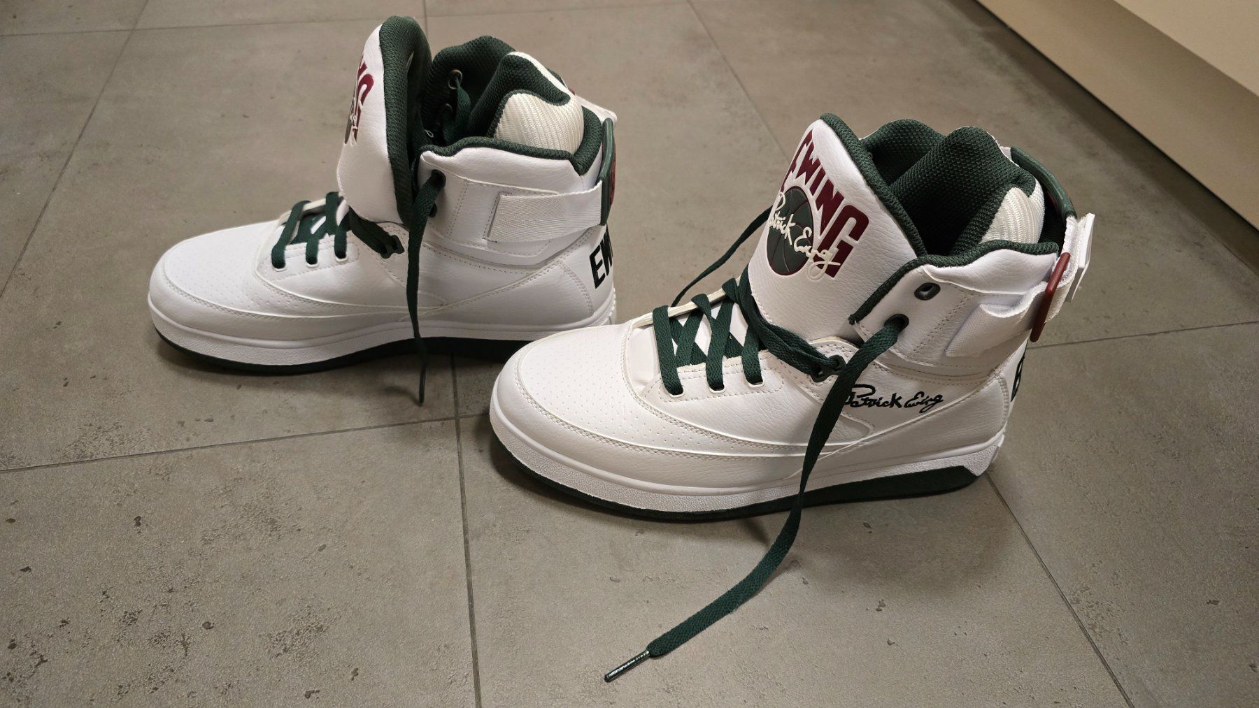Scarpe da uomo: Chaussures Ewing, 42 1/2, NEUVES – Nuovo (secondo la descrizione) da St-Sulpice VD venduto da GT3RS