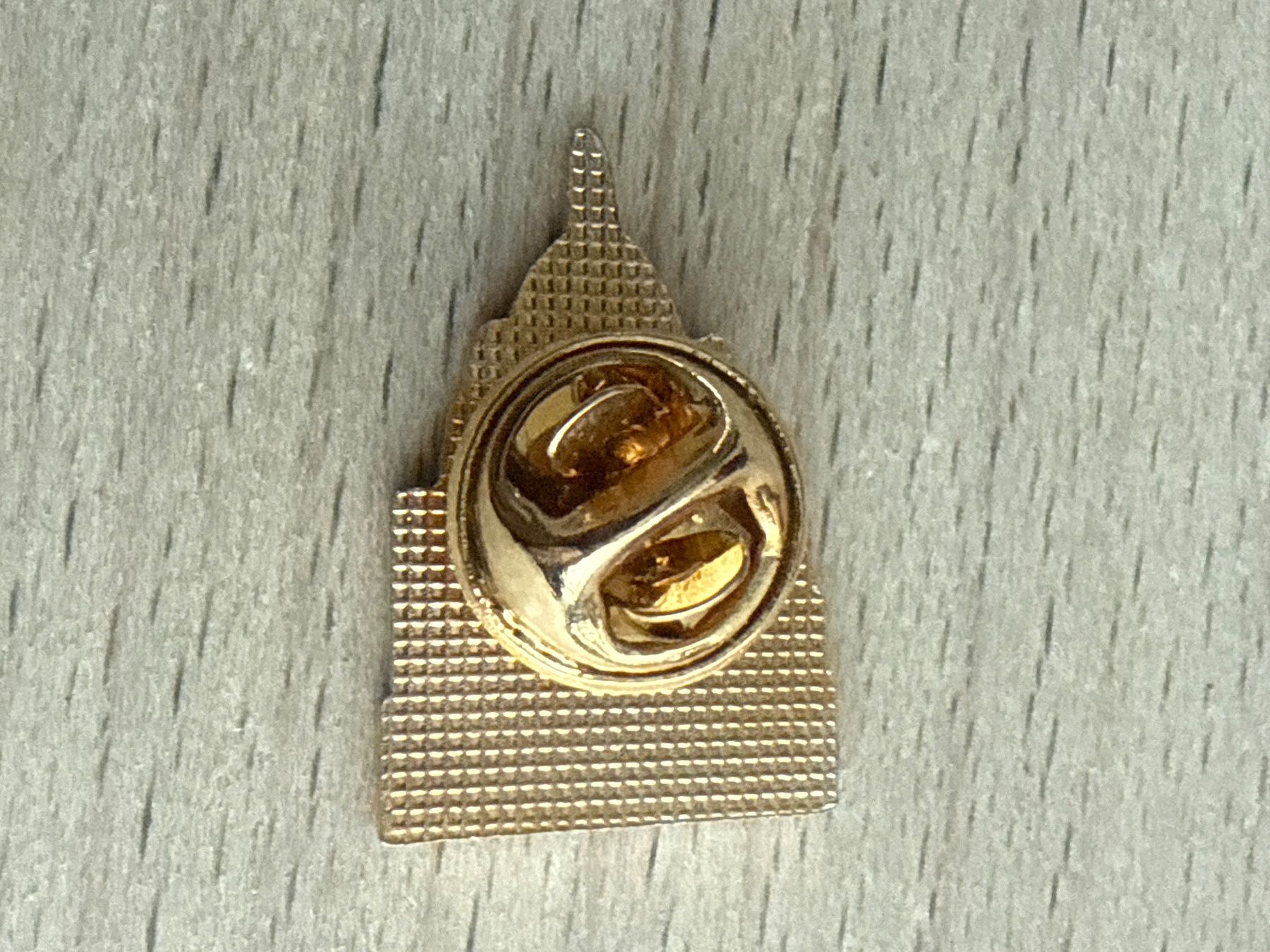 Placchette & Badge: Pin Sacre Coeur Paris – Usato da Glattbrugg venduto da Schweigmatt 1
