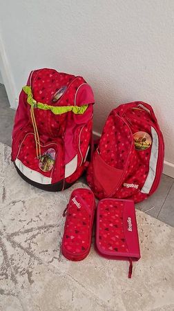 Ergobag Schultasche mit Etui und Rucksack 