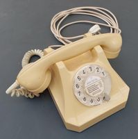 Altes Wählscheiben-Telefon
