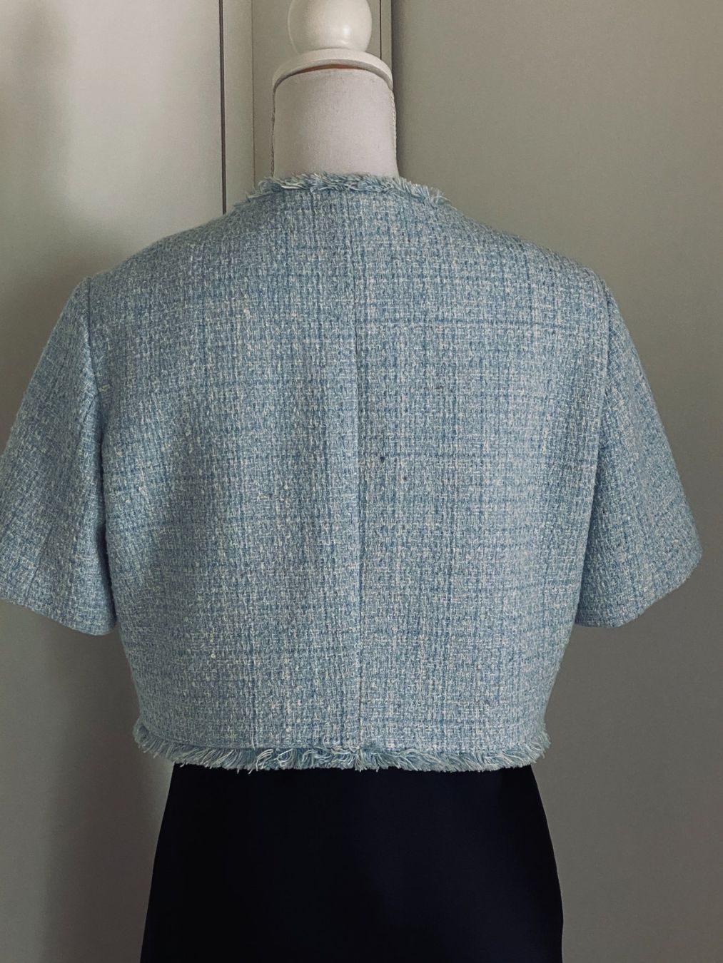 Maje Vestes: MAJE: Couture-Jacke, Blau, D-38, NP 379 – D'occasion à Gunten par divertimenti 1