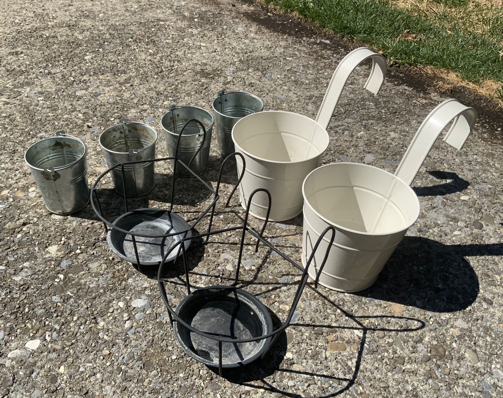 Vasi per fiori: Blumentöpfe Hängekörbe und Eimer Set – Usato da Lanzenhäusern venduto da mfh05 2