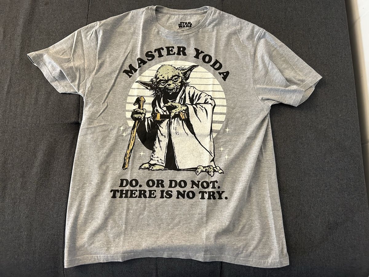 Star Wars T-shirt: Star Wars T-Shirt Grösse L – Nuovo (secondo la descrizione) da Buchs ZH venduto da SegerLegende