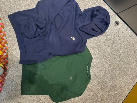 2 Pullover Nike und Lacoste