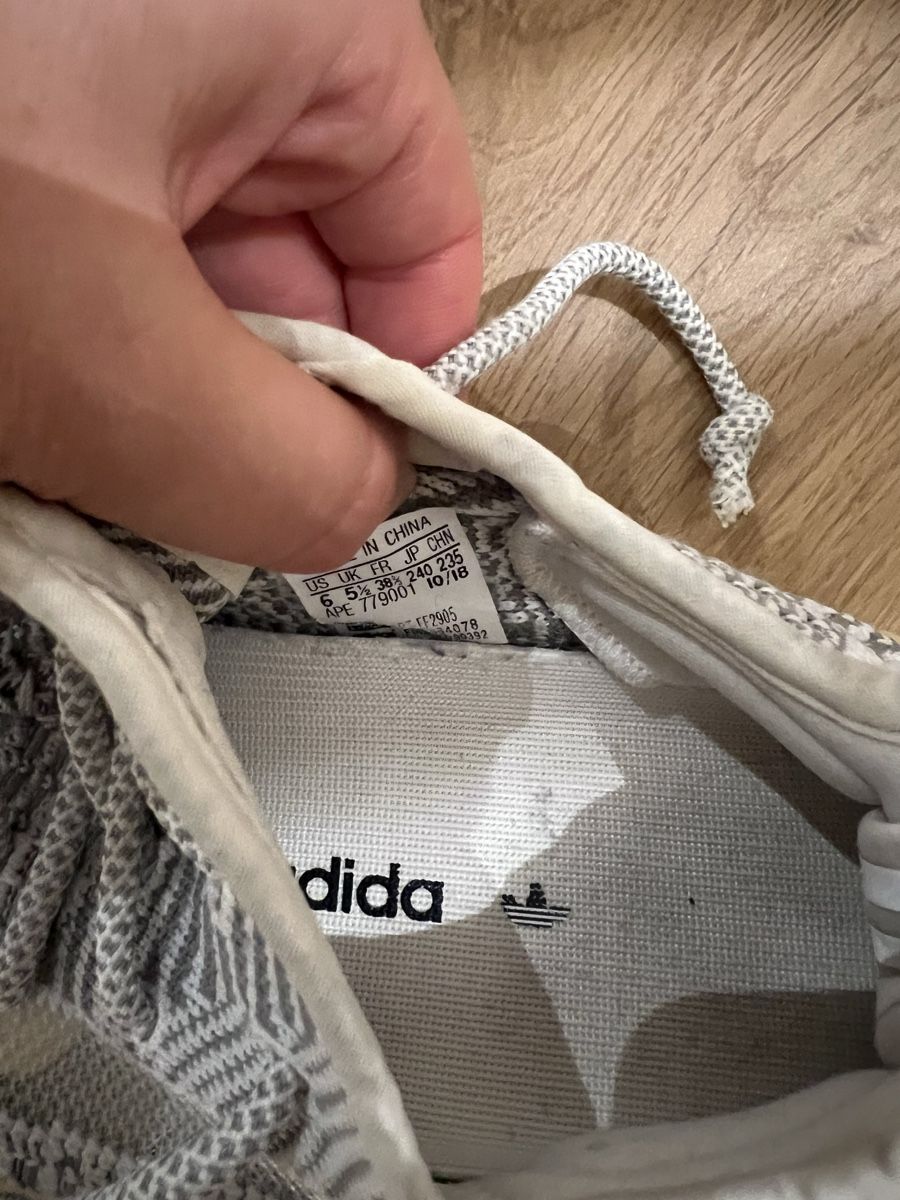 Scarpe da uomo: Adidas Yeezy Boost 350 V2 Static Gr. 38 2/3 – Usato da Lutry venduto da roxypoxy 1