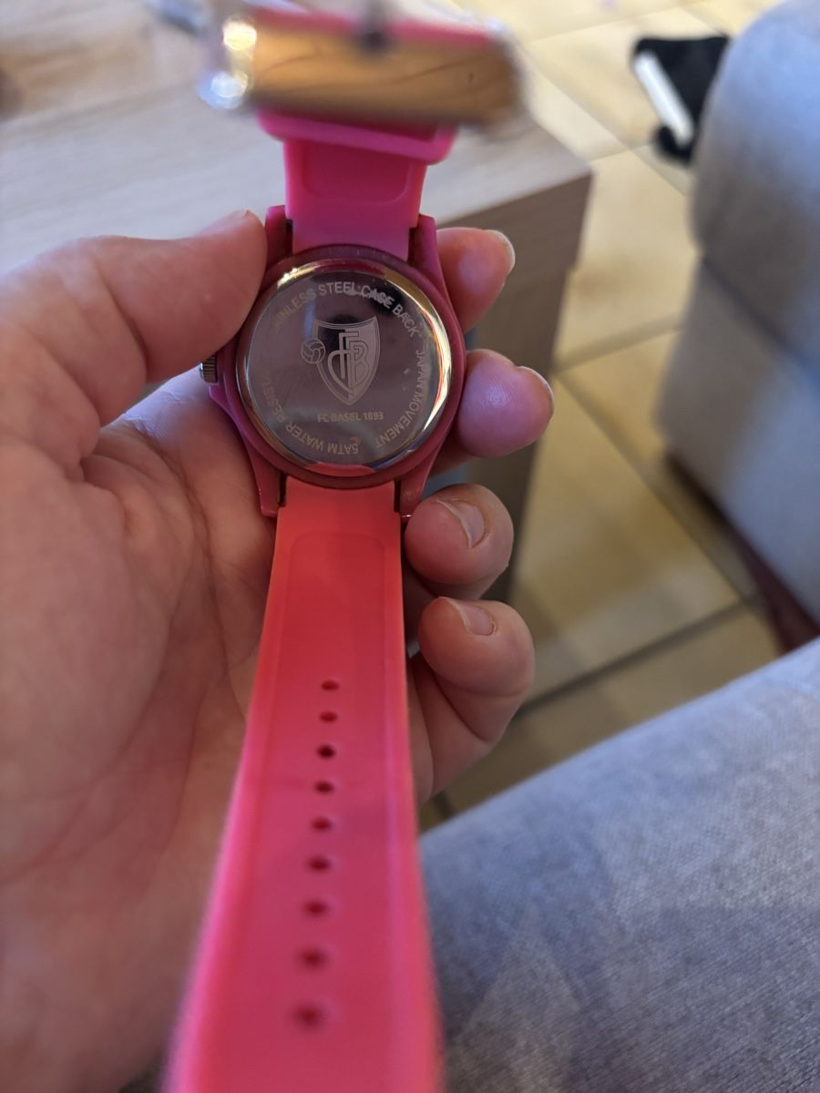 Uhren: Armbanduhr pink analog – Gebraucht aus Siebnen von neb_tt6h 1