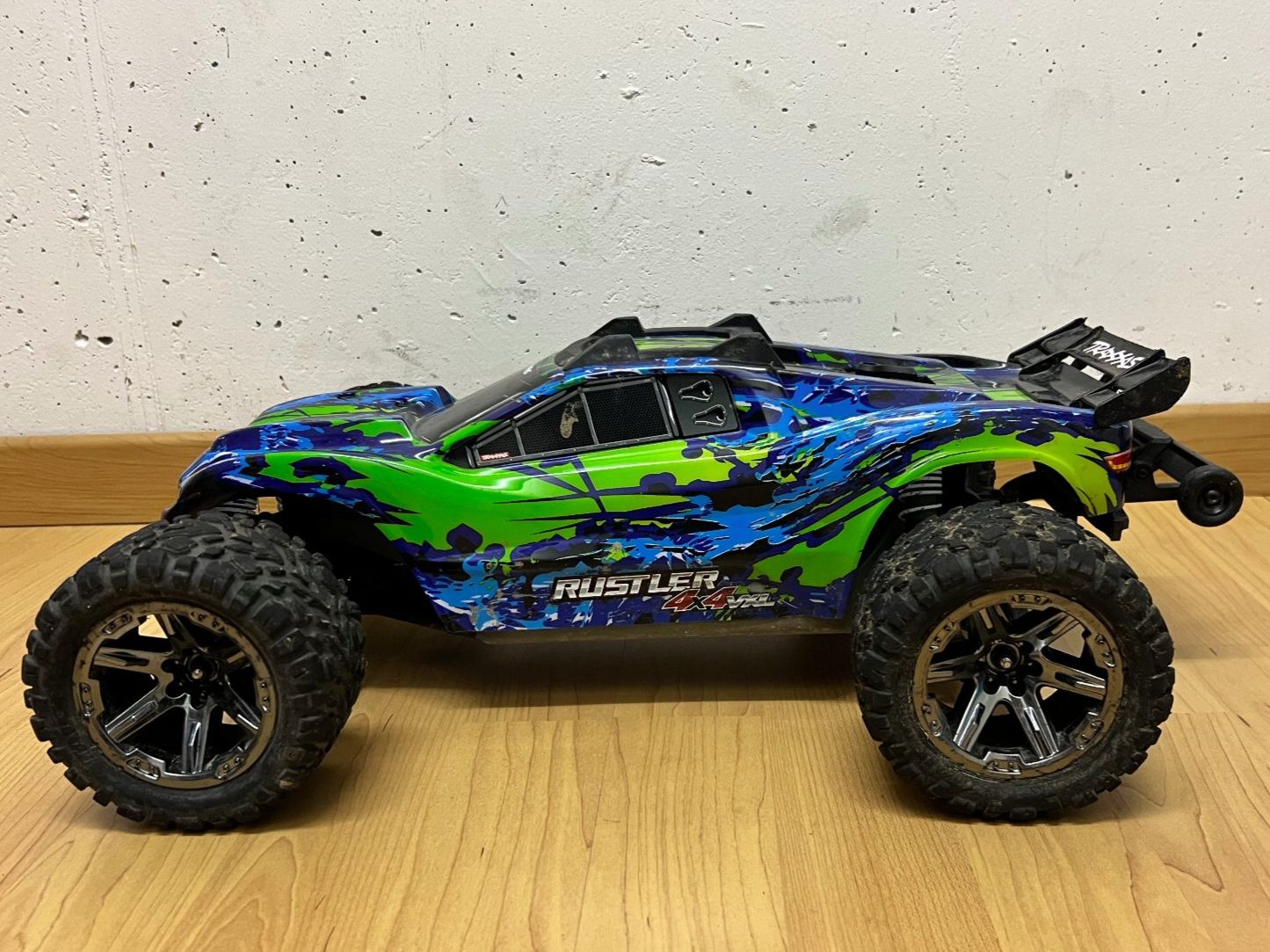 Traxxas RC Modellbau: Traxxas Rustler 4x4 VXL – Gebraucht aus Baar von Egma6340 1