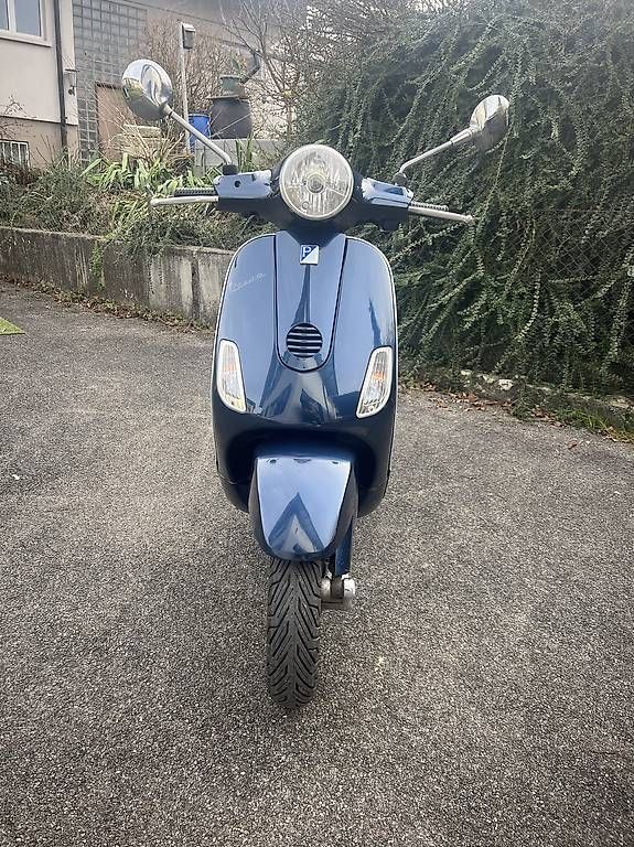 Scooters: Vespa LX125 – D'occasion à Knonau par Lars.it10 1