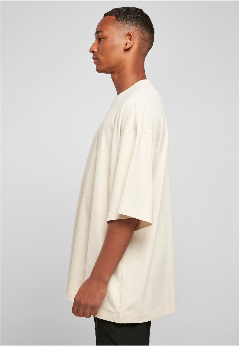 T-shirt: UGi BIGY Tee - Oversize Tee - Sand – Nuovo e nell'imballaggio originale da Regensdorf venduto da StyleTown 2