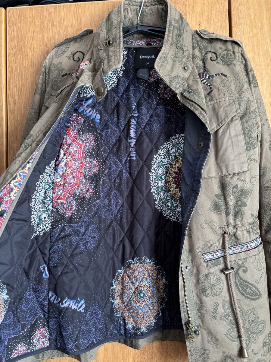 Desigual Giacche: Desigual Jacke mit Weste – Usato da Würenlos venduto da Ashley24