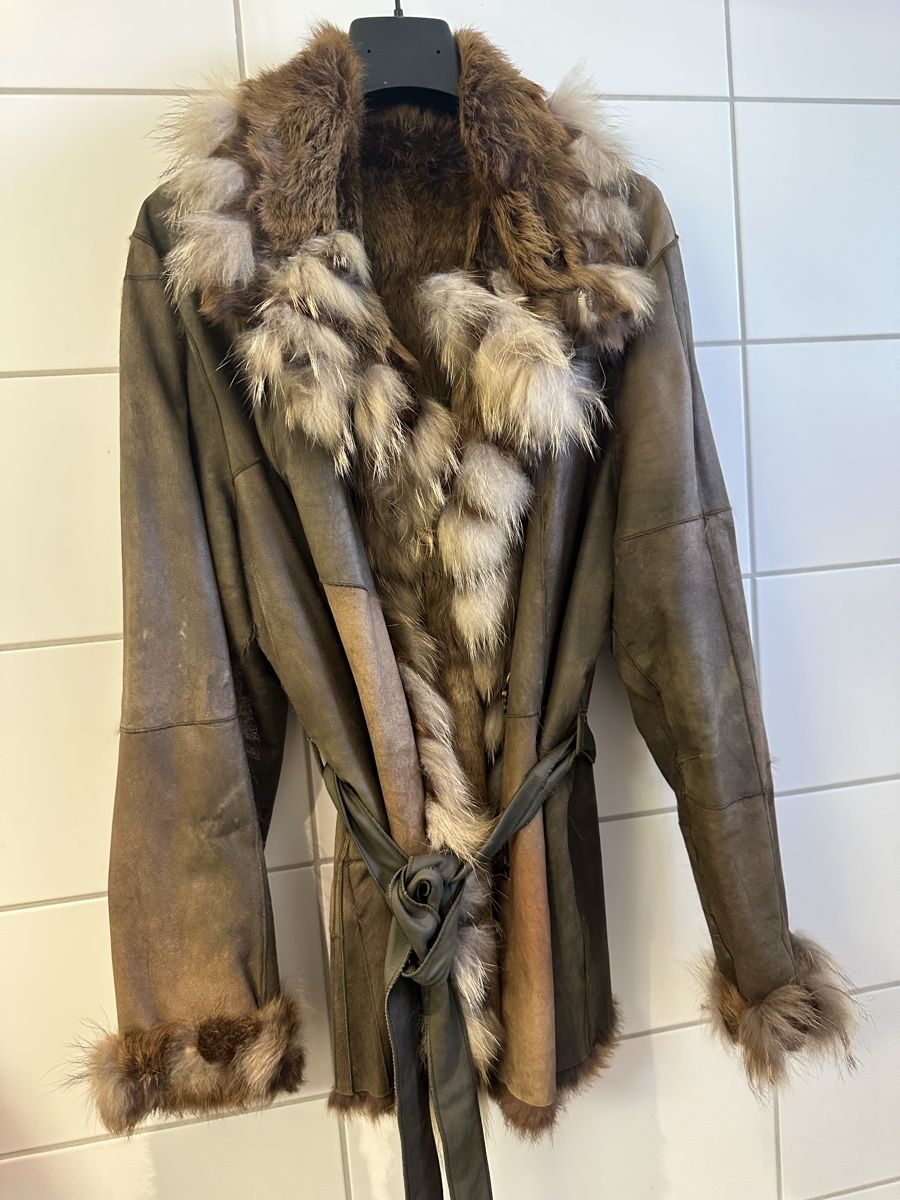 Giacche: Damen Jacke mit Pelz Gr36:38 – Nuovo (secondo la descrizione) da Basel venduto da Ivana_4