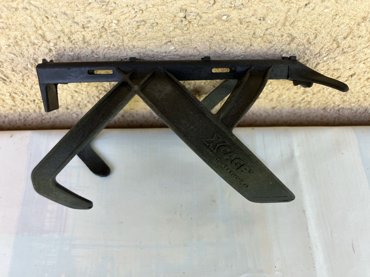 Specialized Pezzi di ricambio: Lot Flaschenhalter/ Bidonhalter – Usato da Trimbach venduto da cendira 2