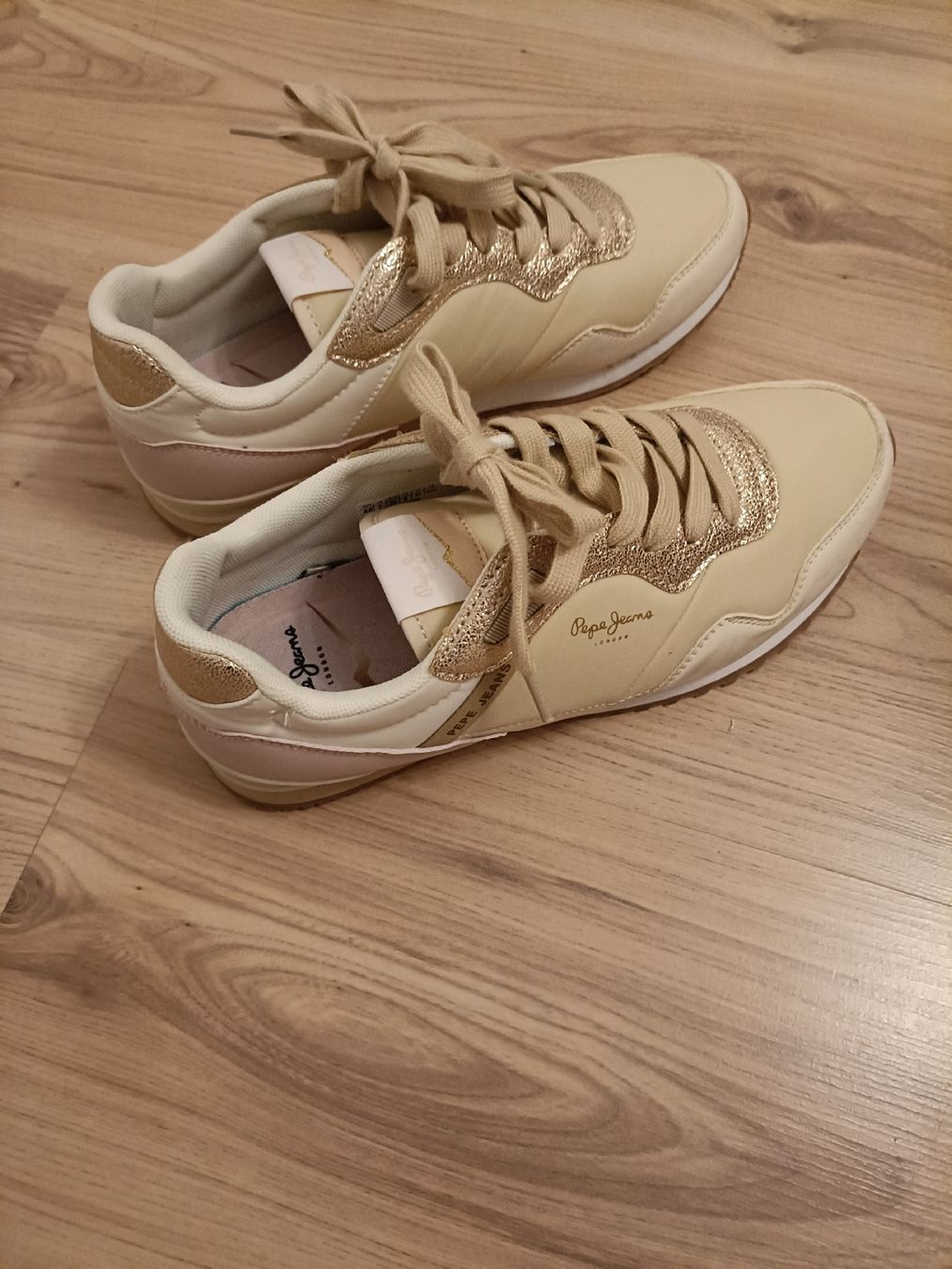 Pepe Jeans Scarpe da donna: Schuhe Pepe Jeans – Usato da Domat ems venduto da Marika2213 1