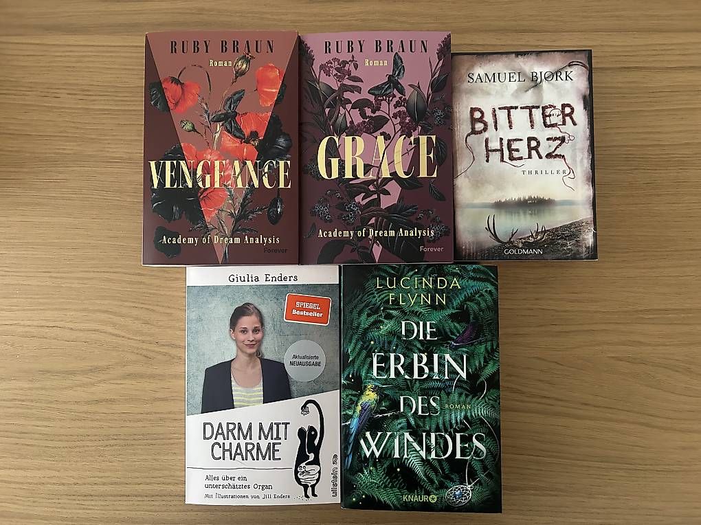 Bücher: Diverse Bücher **CHF 3.00 pro Stück** – Gebraucht aus Emmenbrücke von Pxcxr 1