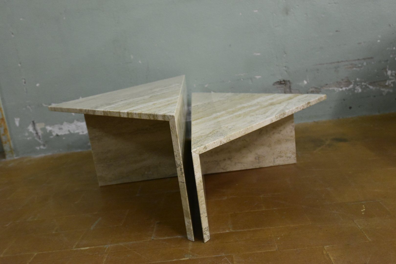 Tavoli: Designer Couchtisch Up&Up Travertin – Usato da Lichtensteig venduto da Usedinstorecom