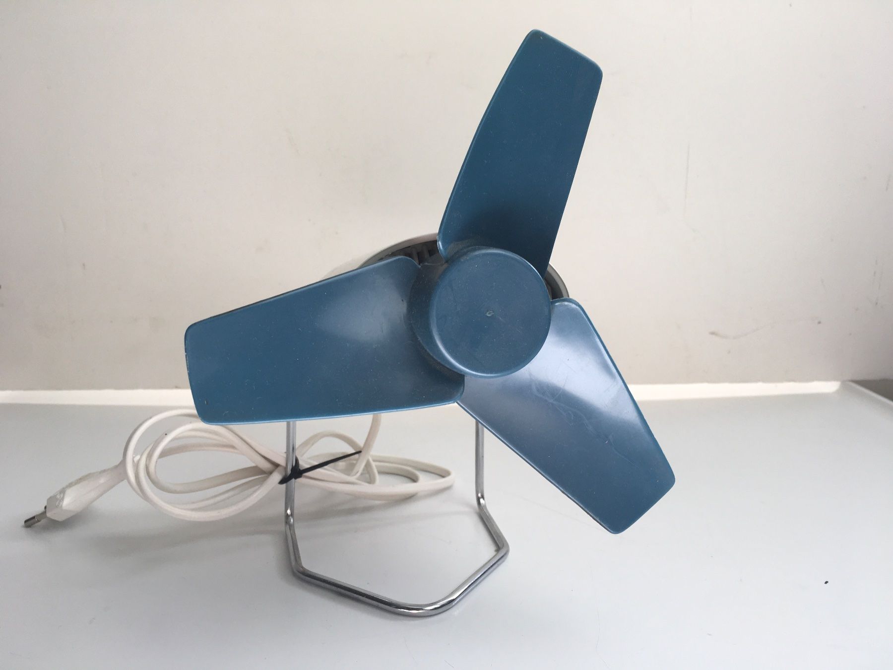 Ventilatori: Original Vintage  Tischventilator Design 60er J. – Usato da Bühler venduto da tashina96 3