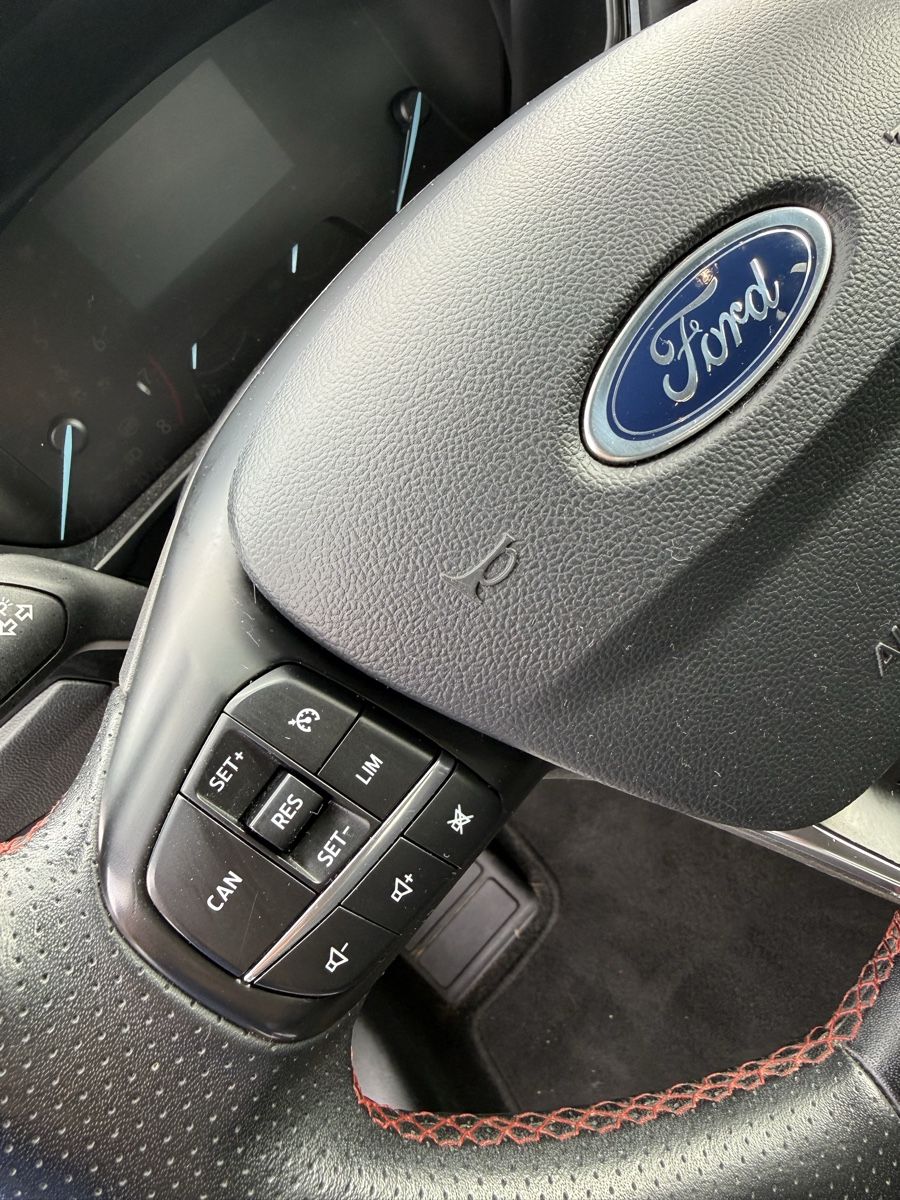 Ford Autos: Ford Focus ST Line ab 1.- – Gebraucht aus Rothrist von its_lm8h 3